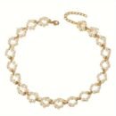[Retro Minimalist Necklace] Golden-Tone Women's Retro Minimalist Necklace | JQ7221 Imitation Pearl Chain, Lightweight Elegant Clavicle Chain for Daily Wear & Parties | Timeless Versatile Jewelry Gift, Party Accessory, Casual Chic Accessory, Trendy Style, Delicate Craftsmanship, Fashion Lovers