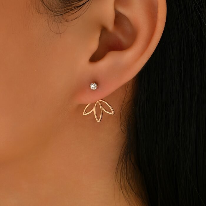 [1 Pair Golden Earrings] 1 Pair Elegant Golden-Tone Leaf Stud Earrings with Sparkling Rhinestones | Rose Golden Finish, Perfect for Casual Attire & Parties, Sophisticated Accessories - Image 3