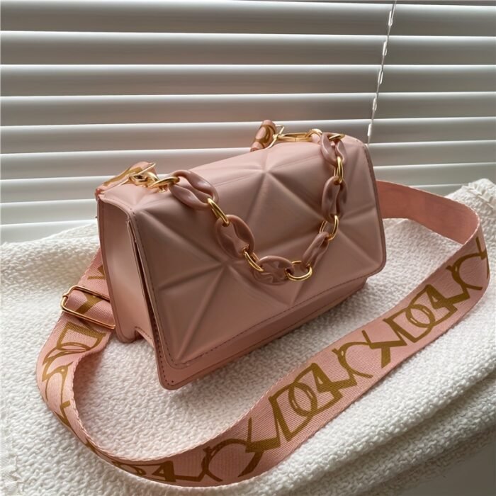 Women'S Quilted Crossbody Bag - Large Capacity Shoulder Purse with Golden-Tone Chain Strap, Elegant White Design for Daily Use, Work & Travel, Secure Buckle Closure, Stylish Accessory, Durable Construction - Image 9