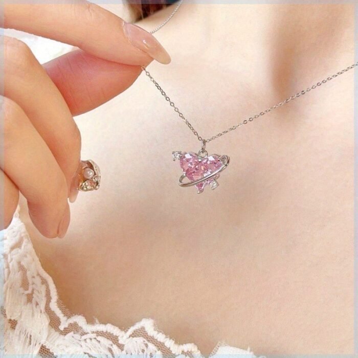 1pc Elegant Korean-Japanese Style Women's Necklace with Sparkling Pink Heart Rhinestone Pendant - Delicate Chain Jewelry Gift for Weddings, Anniversaries & Special Occasions, Necklace for Girlfriend, Wedding Accessory, Sleek Design - Image 3
