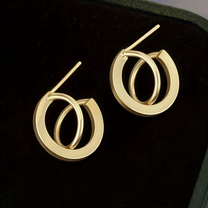 Pair of Elegant Minimalist Hoop Earrings for Women - Golden-Tone Alloy Interlocking Circle Design, Versatile for Everyday & Party Wear, Perfect Christmas Valentine's Day Gift - Image 4