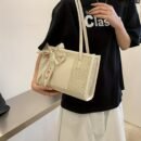 Elegant Woven Tote Bag with Floral Accent - Large Capacity, Rectangular Shape, Zipper Closure, Polyester Lining, Available in Beige, Green, and Cream, Perfect for Beach and Summer Outings, Beach Tote Bag|Elegant Tote Bag|Zippered Closure, Beach Bag