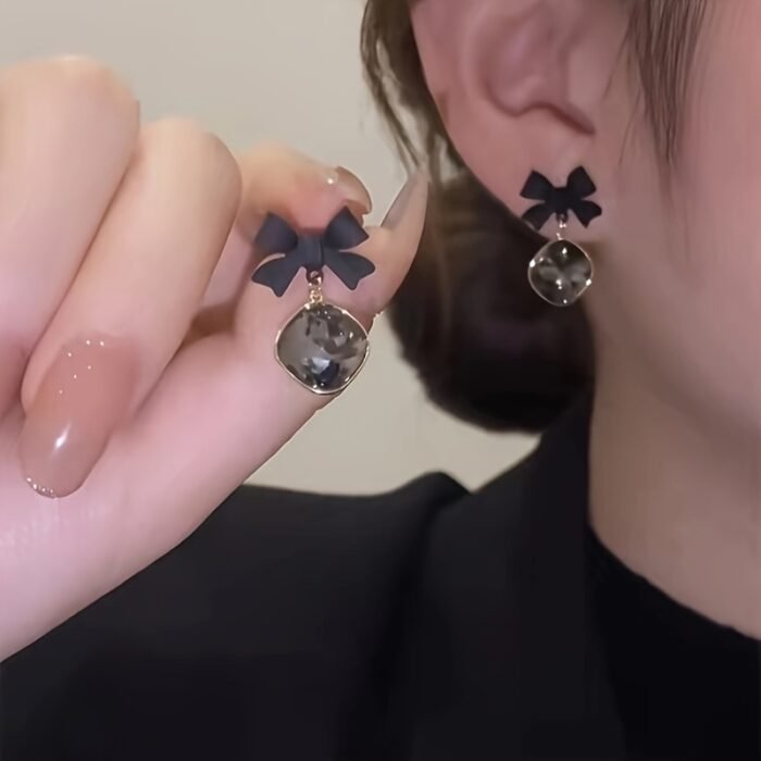 Elegant Black Bow Earrings with Heart Gemstone - Vintage-Inspired Party Jewelry, Ideal for Christmas, Halloween, New Year, Valentine'S Day Gifts for Women, Moms, and Friends, Gift Jewelry|Vintageinspired Earrings|Synthetic Gemstone Earrings - Image 6