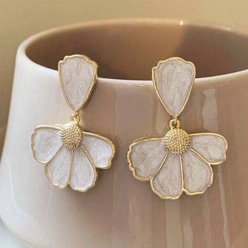 [Fashion Earrings] Summer Fashion 5-Petal Flower Stitched Women's Earrings, One Pair | Casual Beach Matching
