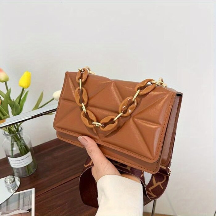 Women'S Quilted Crossbody Bag - Large Capacity Shoulder Purse with Golden-Tone Chain Strap, Elegant White Design for Daily Use, Work & Travel, Secure Buckle Closure, Stylish Accessory, Durable Construction - Image 10