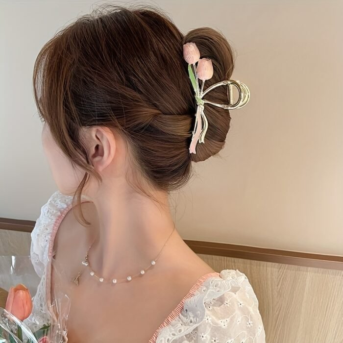 Elegant Tulip Metal Hair Claw - Large Floral Shark Clip for Women, Chic & Cute Hair Accessory - Image 4
