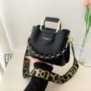 Women's Adjustable Crossbody Bag with Golden Chain Accents - Multi-Color Shoulder Purse, Magnetic Closure & Quilted Design for Work, Casual, Parties - Versatile Handbag for Everyday Use, Crossbody Purse, Casual Outings Accessory, Versatile Fashion Accessory, Polyester Interior