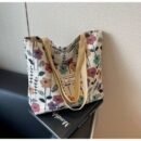 [Stylish Tote Bag] Stylish Large Capacity Women's Floral Print Tote Bag | Synthetic Fabric with Zipper Closure, Spacious Casual Shoulder Bag for Work, Commute & Shopping, Sturdy Handle Design