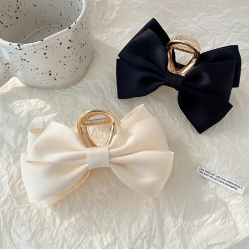 Single Elegant Satin Bow & Geometric Fabric Claw Clip - Secure Shark Grip Hair Clip for Updos, Weddings, Parties - Black & White Hair Accessories for Women, Party Hair Decoration, Satin Finish