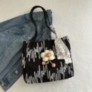 Nylon Fabric Beach Tote Bags, Preppy Casual Cute Foldable Lightweight Long Wearing Black, with Double Handles, Polyester Nylon Lining, Wet Wipe Dry Cloth Clean, Uncharged Snap Closure, for Women, College Vacation Daily Commute
