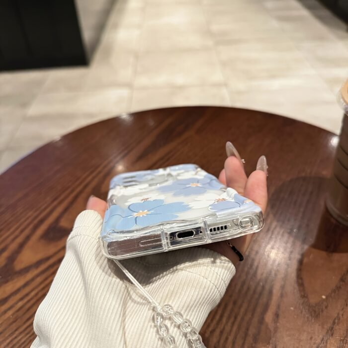 This Blue And White Floral Design Is Suitable for The for galaxy for samsung S25 ULTRA Phone Case, Compatible with Models Like S24 FE, A36 Transparent, A56/A16, And Others Including A15, S24/S24 ULTRA, A25/A26, A54/A55-5G, A13-4G. It Features a Flower Bead Chain And a Portable Strap for Models S25, S22+/S22 Ultra, S23, S23 Plus, And A05S/S20 FE/A53/A35/A34/A24/S21. - Image 5