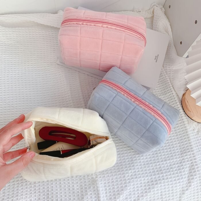 Cosmetic Storage Bag, Cosmetics Organizer Pillow Case - Chic Minimalist Design for Students and Women's Travel Makeup Bags & Cases. Suitable for Lipstick, Brushes, Skincare Products, Phones, Coins, Small Items; Ideal as Home Use or Gift with Multi-Functionality in Bohemian Style – Perfect Convenience on the Go! Zippered Packing Essentials for Camping - Image 4