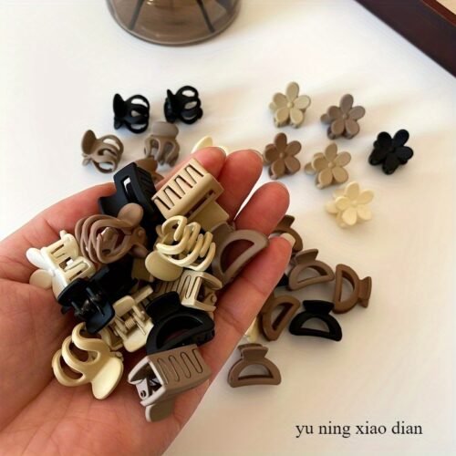 2pcs Random color Brown Mini Claw Clips Little Princess Hairpin Bangs Elastic Band Random Styles