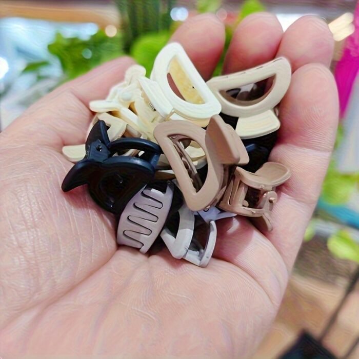 2pcs Random color Brown Mini Claw Clips Little Princess Hairpin Bangs Elastic Band Random Styles - Image 3