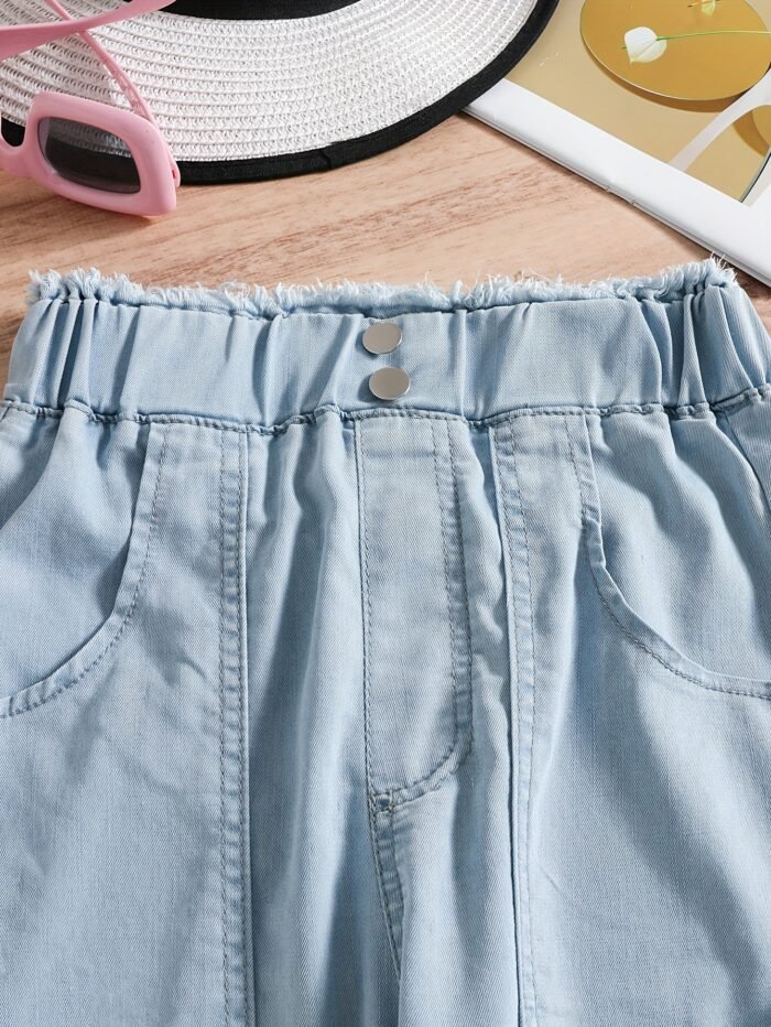 A Sweet And Playful Outfit for Girls Featuring Denim Long Pants, Adorned with a Pink Bow, Paired with a White Long-Sleeve Top, It'S Stylish And Versatile, Machine Washable, Perfect for Spring And Autumn Wear, Suitable for Everyday Outfits And Outings, for Outdoor - Image 7
