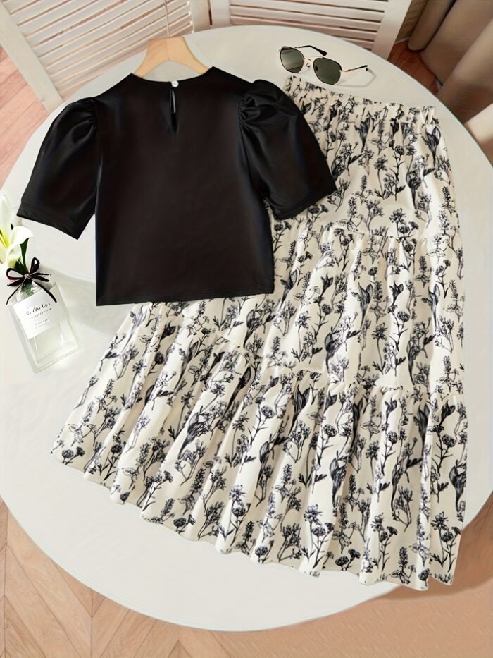 Spring/Summer New Fashionable Ladylike Literary Minimalist High-End Design, Pearl-Embellished Solid Color Round Neck Short Sleeve Top with Floral Print Ruffled Hem Midi Skirt, Casual Outing Vacation Party Comfort Two-Piece Set for Young Girls, Perfect for Outdoor - Image 2