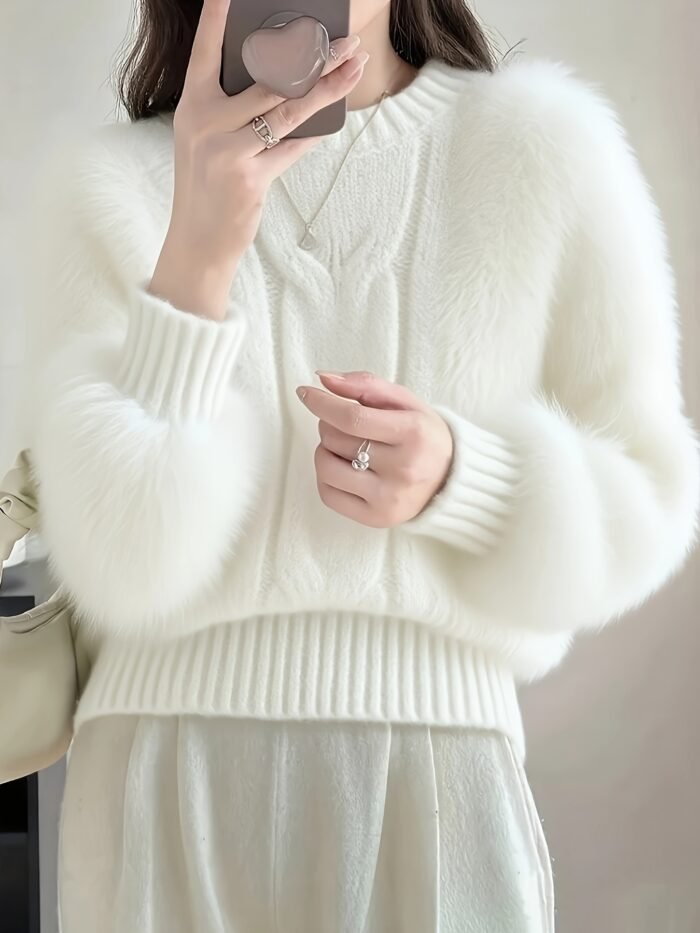 Women's Elegant White Faux Fur Collar Cable- Sweater - Soft Round Neck Pullover for Fall/Winter, Hand Wash or Dry Clean, Cute Sweaters, Winter Cozy Clothing, Farfetch Style, Quality Knitwear